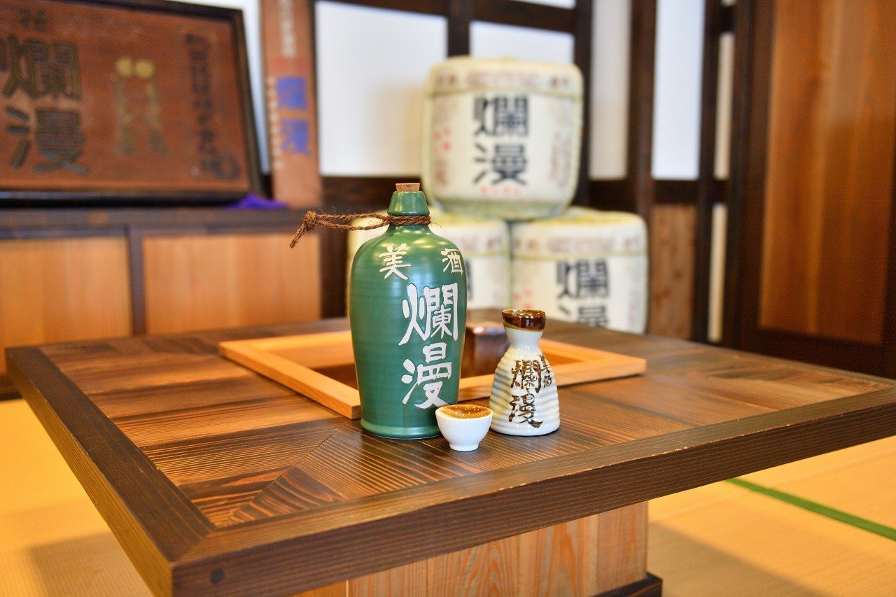 🍶 아키타 명주(미주란만) (아키타 메이죠 (비슈 란만))